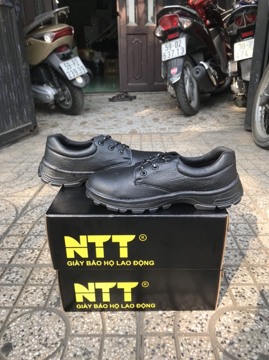 giày bảo hộ ntt p04